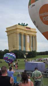 Architecture hot air balloon D-OBBT (brandenburg gate), added to the archive 31 May 2026. Photograph by Dave
