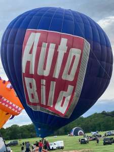 D-OBWG hot air balloon. Photograph by Cera168_