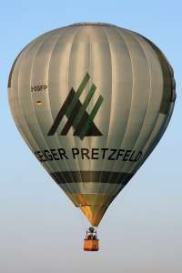 D-OGFP hot air balloon. Photograph by G Bann
