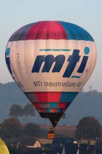 D-OMTI hot air balloon. Photograph by G Bann