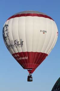 D-OSHU hot air balloon. Photograph by G Bann