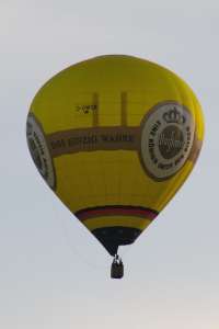 D-OWSR hot air balloon. Photograph by G Bann