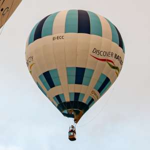 Waterford hot air balloon EI-ECC. Photograph by Dave