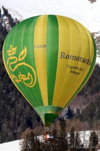 F-GVOM hot air balloon. Photograph by G Bann