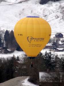 F-HITI hot air balloon. Photograph by G Bann