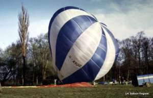 G-AYJZ hot air balloon, a Cameron O-84. Photograph by Mel Kirby
