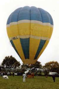 G-BBLL hot air balloon, a Cameron O-84, added to the archive 7 September 2026. Photograph by Bill Teasdale
