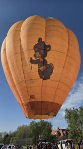 G-BCAP hot air balloon, a Cameron O-56. Photograph by Dave