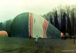 G-BCFZ hot air balloon, a Cameron A-500LW. Photograph by Mel Kirby