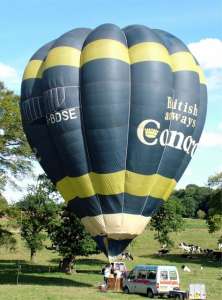 G-BDSE hot air balloon, a Cameron O-77. Photograph by Balloon Spotters Archive