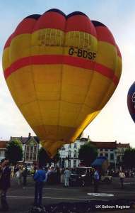 G-BDSF hot air balloon, a Cameron O-56. Photograph by Christoff Deyaert