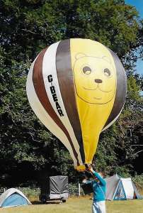 G-BEAR hot air balloon, a Hargreaves B AND King B Viscount V-5. Photograph by A Gibson