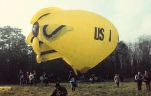 G-BEPZ hot air balloon, a Cameron D-96. Photograph by Andrew Garrett