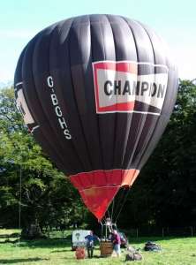 G-BGHS hot air balloon, a Cameron N-31. Photograph by Balloon Spotters Archive