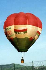 G-BGHV hot air balloon, a Cameron V-77. Photograph by Graham Duke