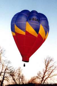 G-BGPE hot air balloon, a Thunder AX6-56 Bolt. Photograph by Mike Clarke