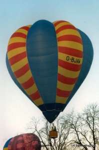G-BJAW hot air balloon, a Cameron V-65. Photograph by Mark Duffy