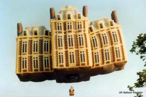 G-BKBR hot air balloon, a Cameron CHATEAU-84. Photograph by Mark Duffy