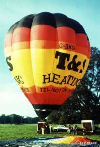 G-BKGR hot air balloon, a Cameron O-65. Photograph by Mel Kirby