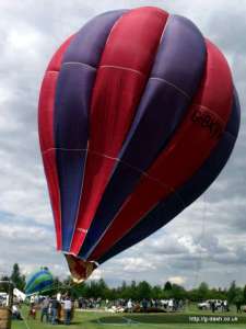 G-BKVW hot air balloon, an Airtour AH-56. Photograph by Balloon Spotters Archive