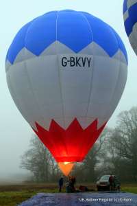 G-BKVY hot air balloon, an Airtour B-31. Photograph by Balloon Spotters Archive
