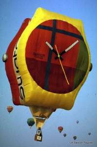 G-BMJI hot air balloon, a Cameron WATCH-75. Photograph by Mel Kirby