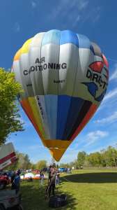 G-BMSI hot air balloon, a Cameron N-105. Photograph by Dave