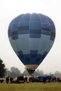 G-BMUU hot air balloon, a Thunder AX7-77. Photograph by Paul Coman