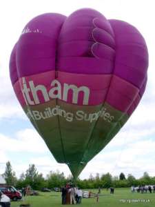 G-BNGJ hot air balloon, a Cameron V-77. Photograph by Balloon Spotters Archive