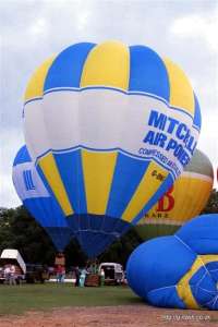 G-BNIU hot air balloon, a Cameron O-77. Photograph by Mike Clarke