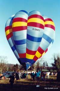 G-BNRU hot air balloon, a Cameron V-77. Photograph by Mike Clarke