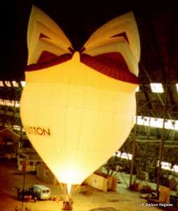 G-BOED hot air balloon, a Cameron Opera House. Photograph by Mel Kirby
