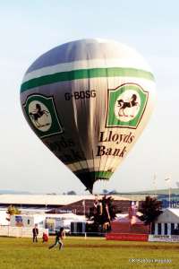 G-BOSG hot air balloon, a Thunder AND Colt Colt 17A. Photograph by Mike Clarke