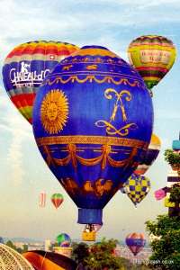 G-BPHV hot air balloon, a Thunder AND Colt Colt Montgolfier. Photograph by Mike Clarke
