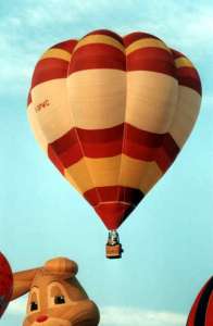G-BPWC hot air balloon, a Cameron V-77. Photograph by Paul Coman