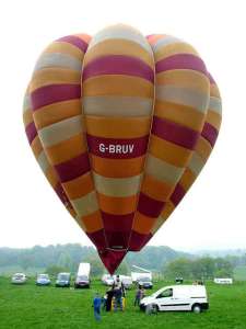 G-BRUV hot air balloon, a Cameron V-77. Photograph by Balloon Spotters Archive