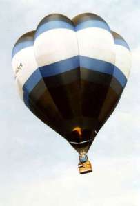 G-BSMS hot air balloon, a Cameron V-77. Photograph by Bill Teasdale