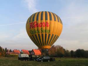 G-BSUN hot air balloon, a Cameron N-56. Photograph by Kevin Boon