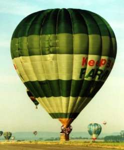 G-BSWZ hot air balloon, a Cameron A-180. Photograph by Mel Kirby