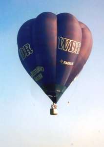G-BTKM hot air balloon, a Cameron V-90. Photograph by Deutsche-Ballondatenbank