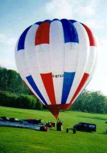G-BTKU hot air balloon, a Cameron A-105. Photograph by Mel Kirby