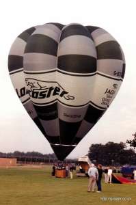 G-BTKZ hot air balloon, a Cameron V-77. Photograph by Mike Clarke
