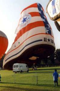 G-BUDN hot air balloon, a Cameron SHOE-90. Photograph by Balloon Spotters Archive