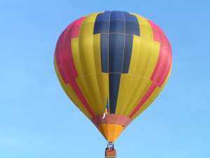 G-BUPD hot air balloon, added to the archive 27 August 2026. Photograph by Kevin Boon