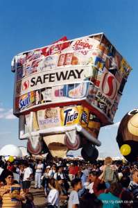 G-BUSP hot air balloon, a Cameron Cart. Photograph by Balloon Spotters Archive