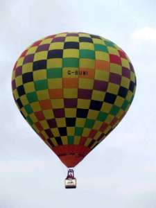 G-BUWI hot air balloon, a Lindstrand Balloons LBL 77A, added to the archive 7 September 2026. Photograph by Balloon Spotters Archive
