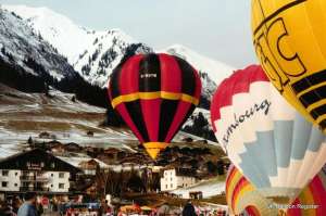 G-BUYM hot air balloon, a Thunder AX8-105, added to the archive 7 September 2026. Photograph by G Duke