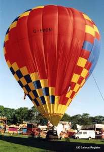 G-BVON hot air balloon, a Lindstrand Balloons LBL 105A, added to the archive 7 September 2026. Photograph by Richard Bowater