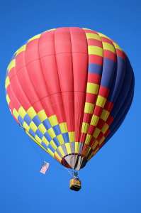 G-BVSU hot air balloon, a Lindstrand Balloons LBL 105A, added to the archive 7 September 2026. Photograph by G Bann