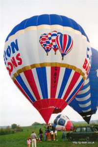 G-BVVJ hot air balloon, a Cameron N-77, added to the archive 7 September 2026. Photograph by Graham Duke